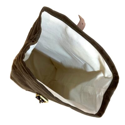 Bushcraft Lunch Bag - Oilskin Canvas Insulated Food Carrier - Waxed Canvas Lunchbox for Outdoor Adventures - Image 4