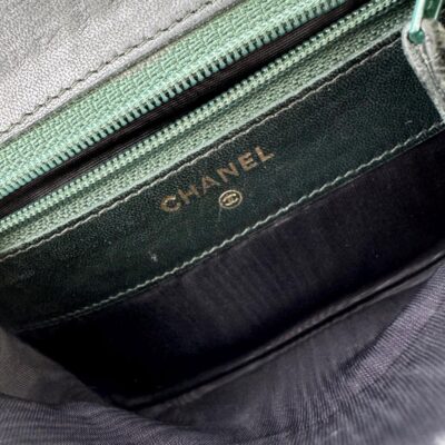 CHANEL Vintage Black Caviar Wallet 1996-97 CC Logo Coco Mark Italy Authentic - Image 4